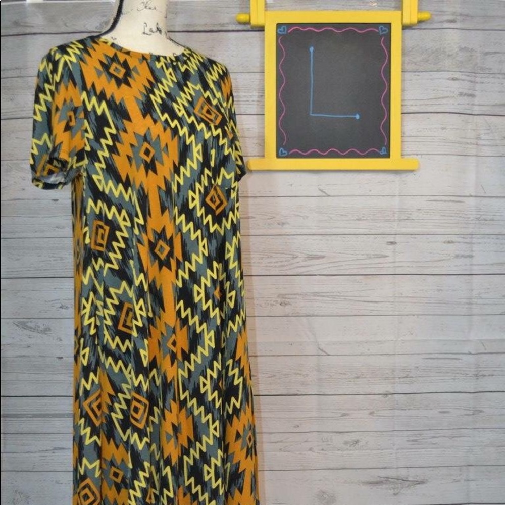 LuLaRoe Carly Dress